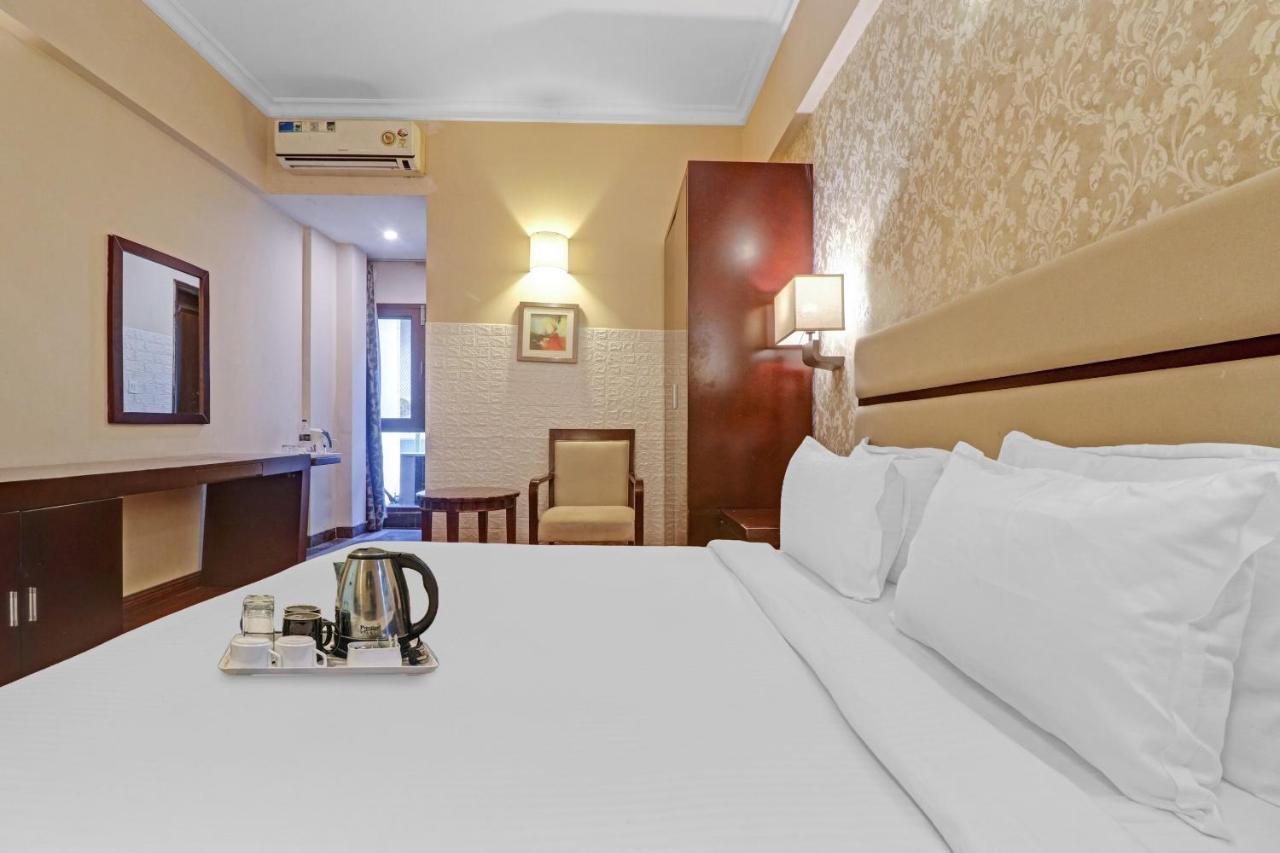 Oyo Townhouse 934 L'Elegant Hotel & Banquetby Ace Manor Ghaziabad Dış mekan fotoğraf